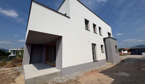 Kaufen Einfamilienhaus, Einfamilienhaus, Prešov, Slowakei