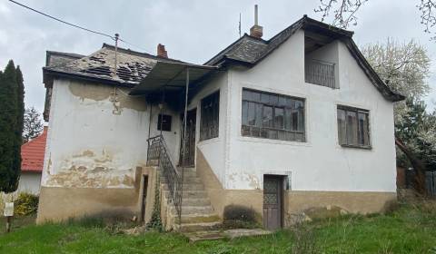 VERKAUF Haus geeignet für eine komplette Renovierung, Kuzmice
