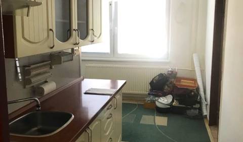 Kaufen 3-Zimmer-Wohnung, 3-Zimmer-Wohnung, Bánovce nad Bebravou, Slowa
