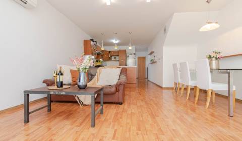 Kaufen 3-Zimmer-Wohnung, 3-Zimmer-Wohnung, Záhradná, Senec, Slowakei