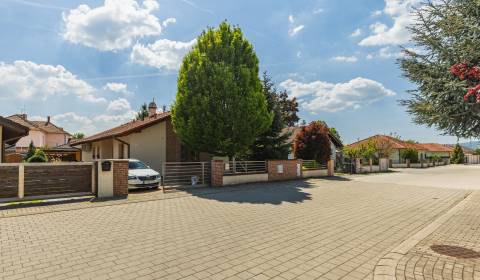 Kaufen Einfamilienhaus, Einfamilienhaus, Obchodná, Pezinok, Slowakei