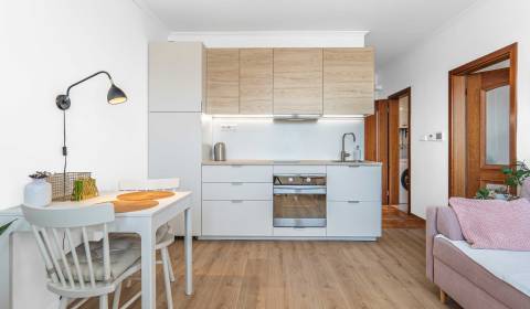 Kaufen 2-Zimmer-Wohnung, 2-Zimmer-Wohnung, Hlbinná, Bratislava - Podun