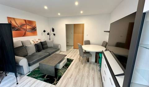 Kaufen 2-Zimmer-Wohnung, 2-Zimmer-Wohnung, Komenského, Pezinok, Slowak