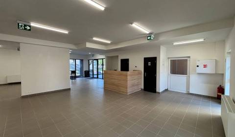 Mieten Geschäftsräumlichkeiten, Geschäftsräumlichkeiten, Poprad, Slowa