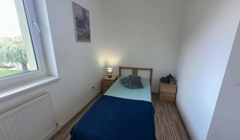 Mieten 3-Zimmer-Wohnung, 3-Zimmer-Wohnung, Pod Sokolice, Trenčín, Slow