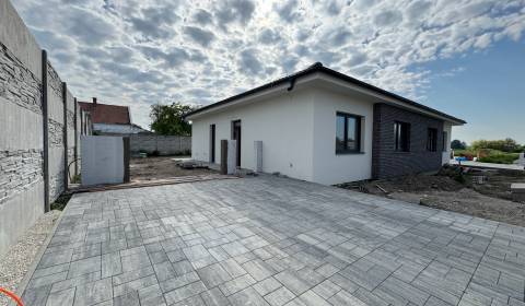 Kaufen Einfamilienhaus, Einfamilienhaus, Dunajská Streda, Slowakei