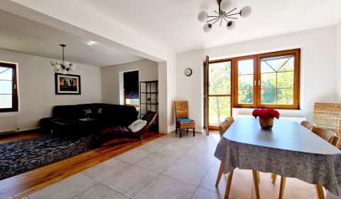 Mieten 3-Zimmer-Wohnung, 3-Zimmer-Wohnung, Banská Bystrica, Slowakei