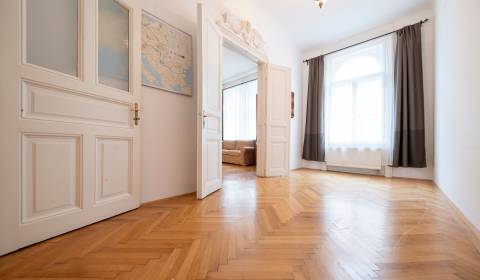 Kaufen 4-Zimmer-Wohnung, 4-Zimmer-Wohnung, Sládkovičova, Bratislava -