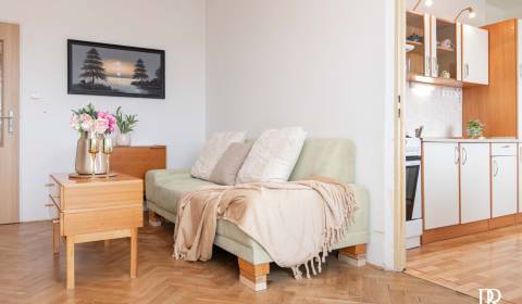 Kaufen 3-Zimmer-Wohnung, 3-Zimmer-Wohnung, Soblahovská, Trenčín, Slowa