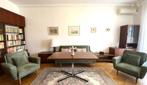 Kaufen 2-Zimmer-Wohnung, 2-Zimmer-Wohnung, Radarová, Bratislava - Ruži