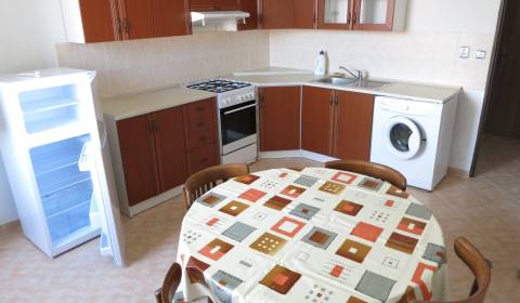 Mieten 1-Zimmer-Wohnung, 1-Zimmer-Wohnung, Nové Zámky, Slowakei