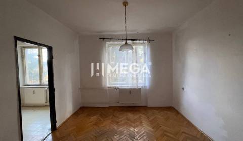 Kaufen 2-Zimmer-Wohnung, 2-Zimmer-Wohnung, Dobrianskeho, Humenné, Slow