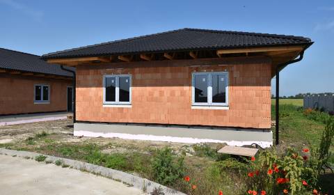 Kaufen Einfamilienhaus, Einfamilienhaus, Topolnica, Galanta, Slowakei