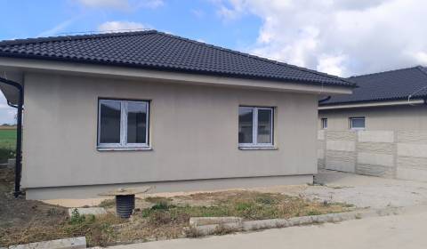 Kaufen Einfamilienhaus, Einfamilienhaus, Topolnica, Galanta, Slowakei