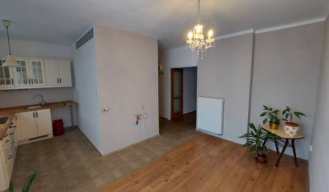 Kaufen 3-Zimmer-Wohnung, 3-Zimmer-Wohnung, Nové Zámky, Slowakei