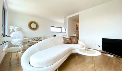 Mieten 2-Zimmer-Wohnung, 2-Zimmer-Wohnung, Bratislava - Staré Mesto, S