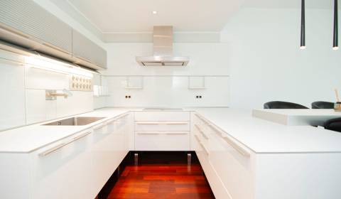 Mieten 2-Zimmer-Wohnung, 2-Zimmer-Wohnung, Nábrežie arm. gen. Ľ. Svobo