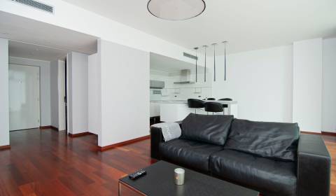 Mieten 2-Zimmer-Wohnung, 2-Zimmer-Wohnung, Nábrežie arm. gen. Ľ. Svobo