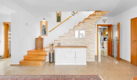 Kaufen Einfamilienhaus, Einfamilienhaus, Ostravská, Bratislava - Staré