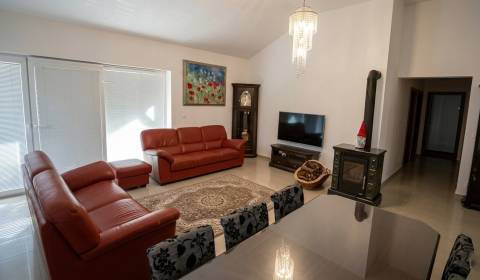 Modernes und energieeffizientes Einfamilienhaus in Dolná Krupá