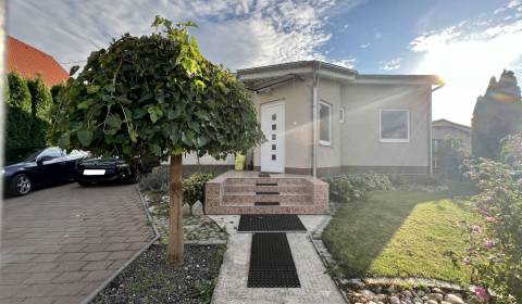 Kaufen Einfamilienhaus, Einfamilienhaus, Dunajská Streda, Slowakei