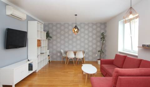 Mieten 2-Zimmer-Wohnung, 2-Zimmer-Wohnung, Medená, Bratislava - Staré 