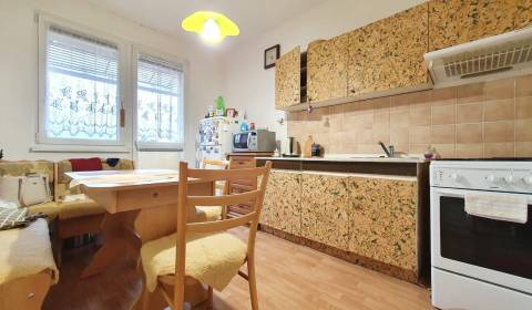 Kaufen 3-Zimmer-Wohnung, 3-Zimmer-Wohnung, Žarnovica, Slowakei