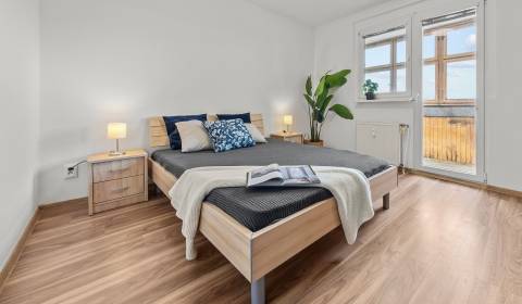 Kaufen 3-Zimmer-Wohnung, 3-Zimmer-Wohnung, Na pasekách, Bratislava - R