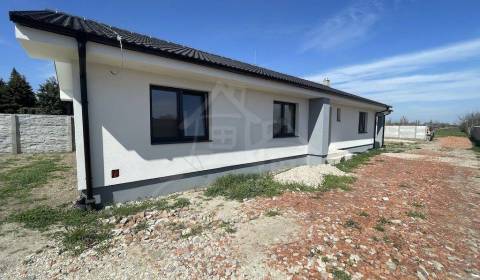 Kaufen Einfamilienhaus, Einfamilienhaus, Šaľa, Slowakei