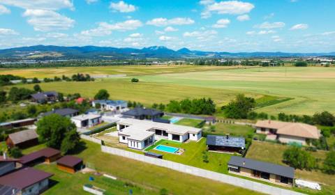 Kaufen Einfamilienhaus, Einfamilienhaus, Trenčín, Slowakei