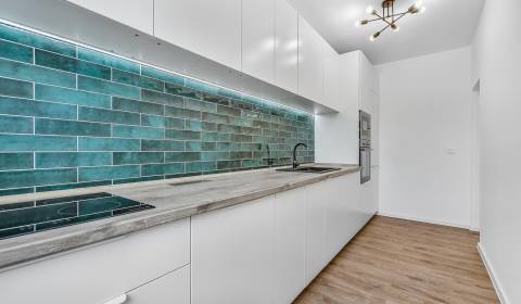 Kaufen 3-Zimmer-Wohnung, 3-Zimmer-Wohnung, Gessayova, Bratislava - Pet