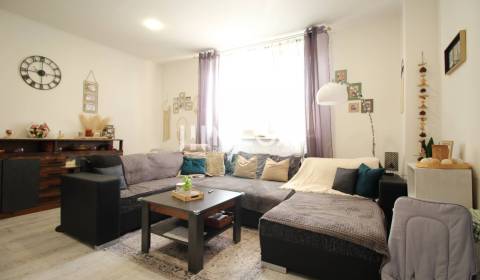 Kaufen 3-Zimmer-Wohnung, 3-Zimmer-Wohnung, Námestie osloboditeľov, Mic