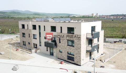 Kaufen 2-Zimmer-Wohnung, 2-Zimmer-Wohnung, Limbašská cesta, Pezinok, S