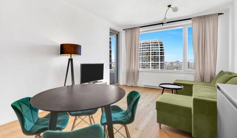 Mieten 2-Zimmer-Wohnung, 2-Zimmer-Wohnung, Čulenova, Bratislava - Star