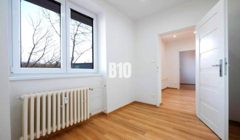 Kaufen 3-Zimmer-Wohnung, 3-Zimmer-Wohnung, Drotárska cesta, Bratislava