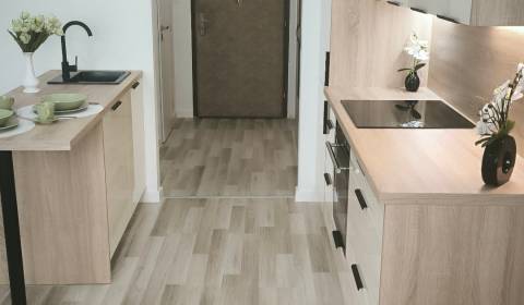 Kaufen Garconniere, Garconniere, Jána Jonáša, Bratislava - Devínska No