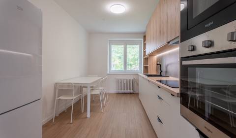 Mieten 2-Zimmer-Wohnung, 2-Zimmer-Wohnung, Trenčín, Slowakei