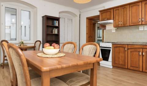 Kaufen 3-Zimmer-Wohnung, 3-Zimmer-Wohnung, Obchodná, Bratislava - Star