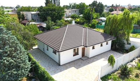 Kaufen Einfamilienhaus, Einfamilienhaus, Roľnícka, Bratislava - Vajnor