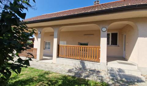 Kaufen Einfamilienhaus, Einfamilienhaus, Senica, Slowakei