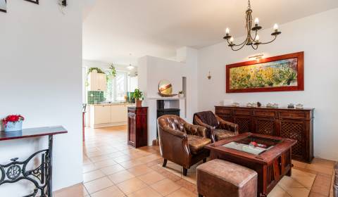 METROPOLITAN│Ein Familienhaus zu mieten in Bratislava