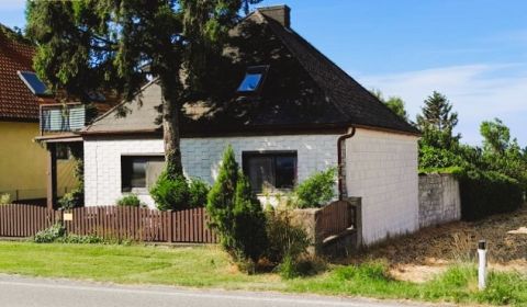 Hundsheim bei Bad Deutsch Altenburg- Wohnen, Leben, Land und Natur