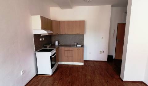 Mieten 2-Zimmer-Wohnung, 2-Zimmer-Wohnung, Nábrežná, Martin, Slowakei