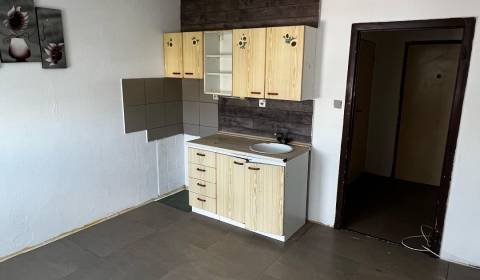 Kaufen Garconniere, Garconniere, Levice, Slowakei