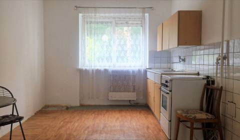 Kaufen 2-Zimmer-Wohnung, 2-Zimmer-Wohnung, Svätoplukova, Bratislava - 