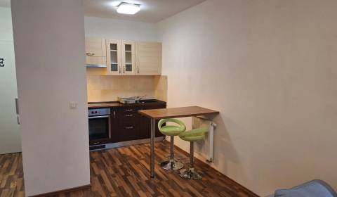 Kaufen 2-Zimmer-Wohnung, 2-Zimmer-Wohnung, Silvánová, Pezinok, Slowake