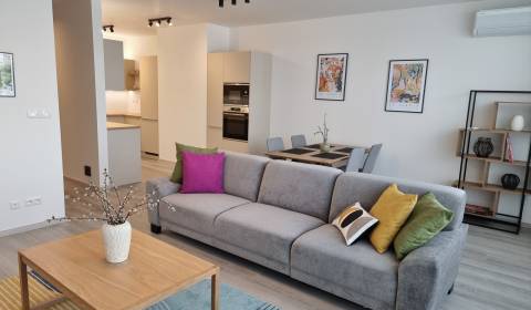 ZU VERMIETEN - 3-Zimmer-Wohnung Nitra – RIVIERA NITRA, Piesková Straße