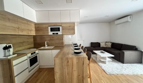 Kaufen 3-Zimmer-Wohnung, 3-Zimmer-Wohnung, Kúpeľná, Komárno, Slowakei