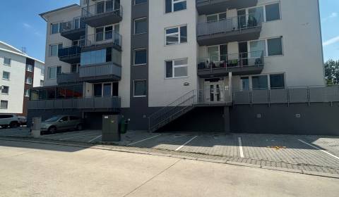 Mieten 3-Zimmer-Wohnung, 3-Zimmer-Wohnung, Slavomírová, Pezinok, Slowa