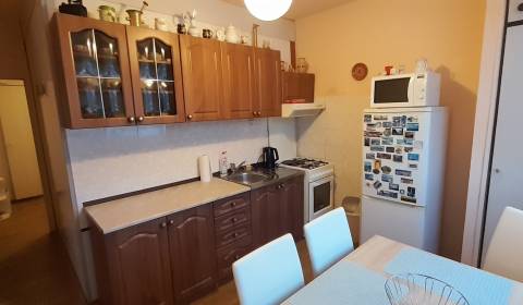 Geräumige 3-Zimmer-Wohnung mit Balkon in Rožňava